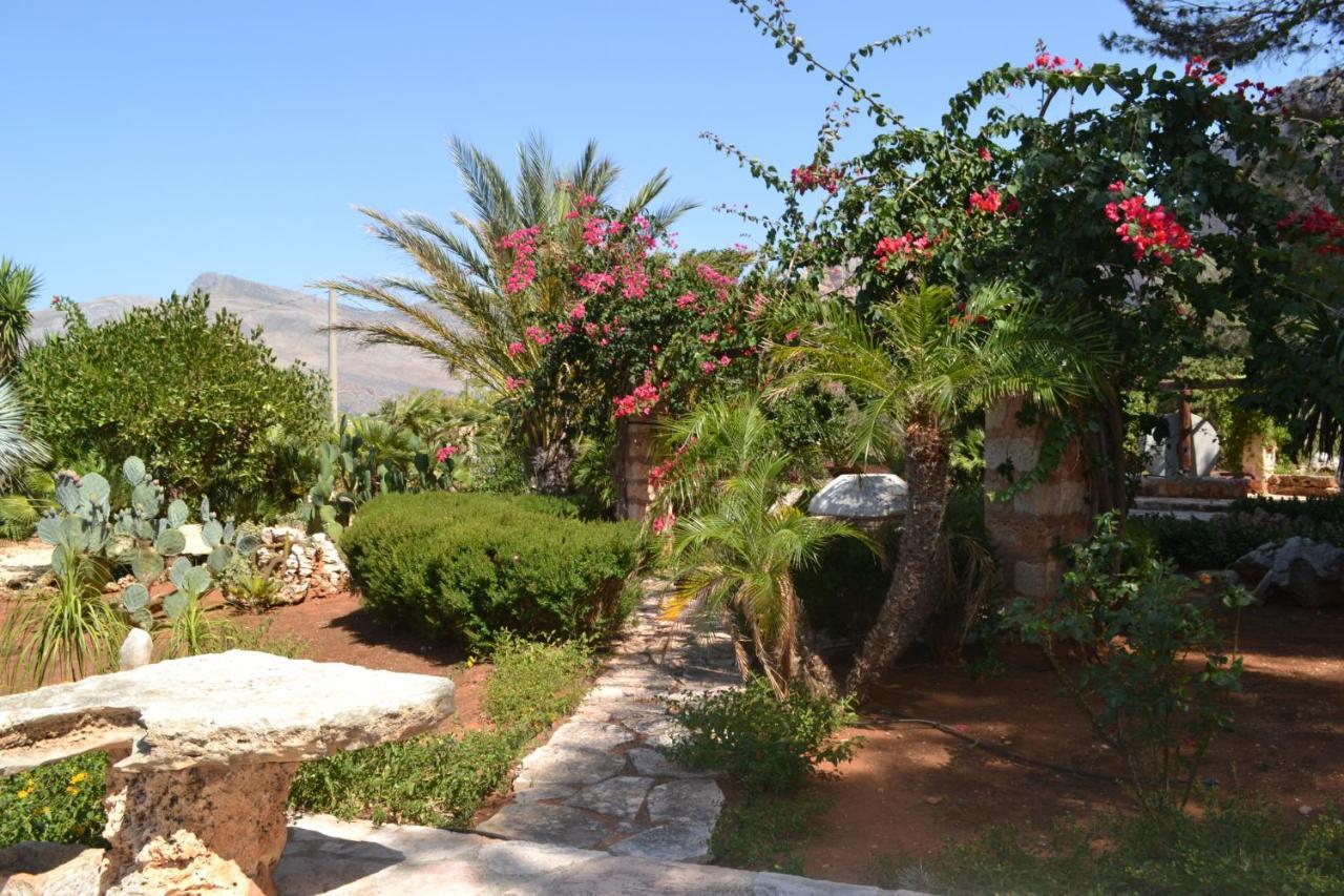 Villa Paradiso Riserva Naturale Monte Cofano كاستيلوزو المظهر الخارجي الصورة