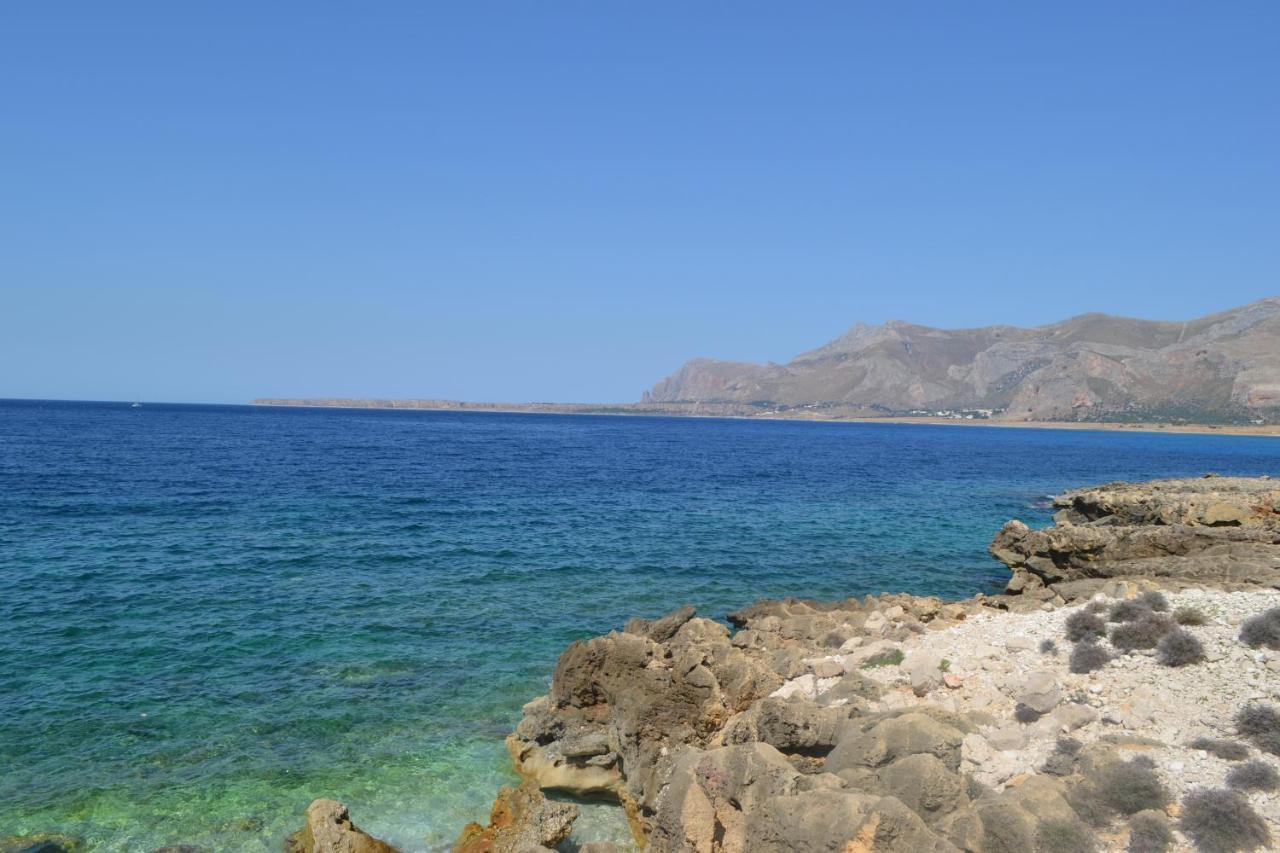 Villa Paradiso Riserva Naturale Monte Cofano كاستيلوزو المظهر الخارجي الصورة