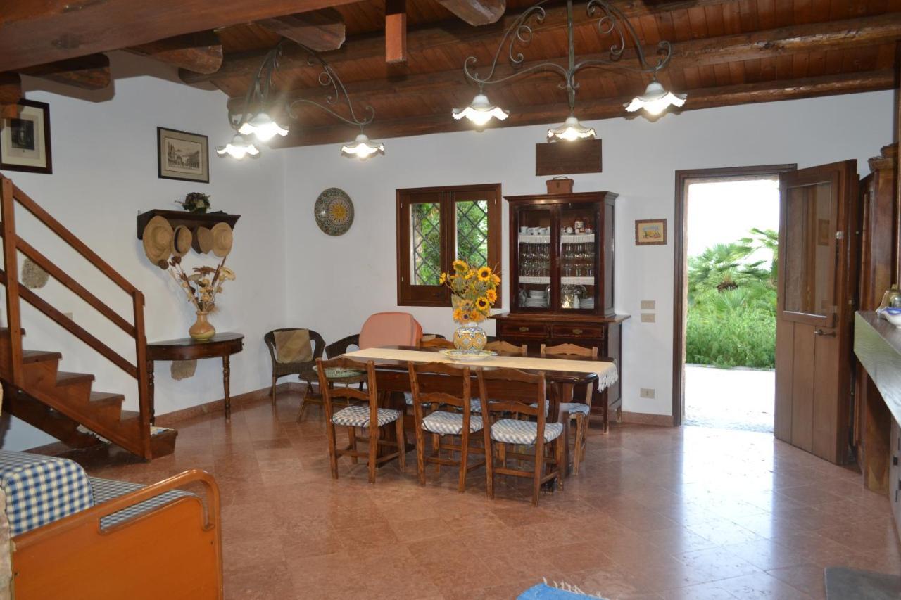 Villa Paradiso Riserva Naturale Monte Cofano كاستيلوزو المظهر الخارجي الصورة