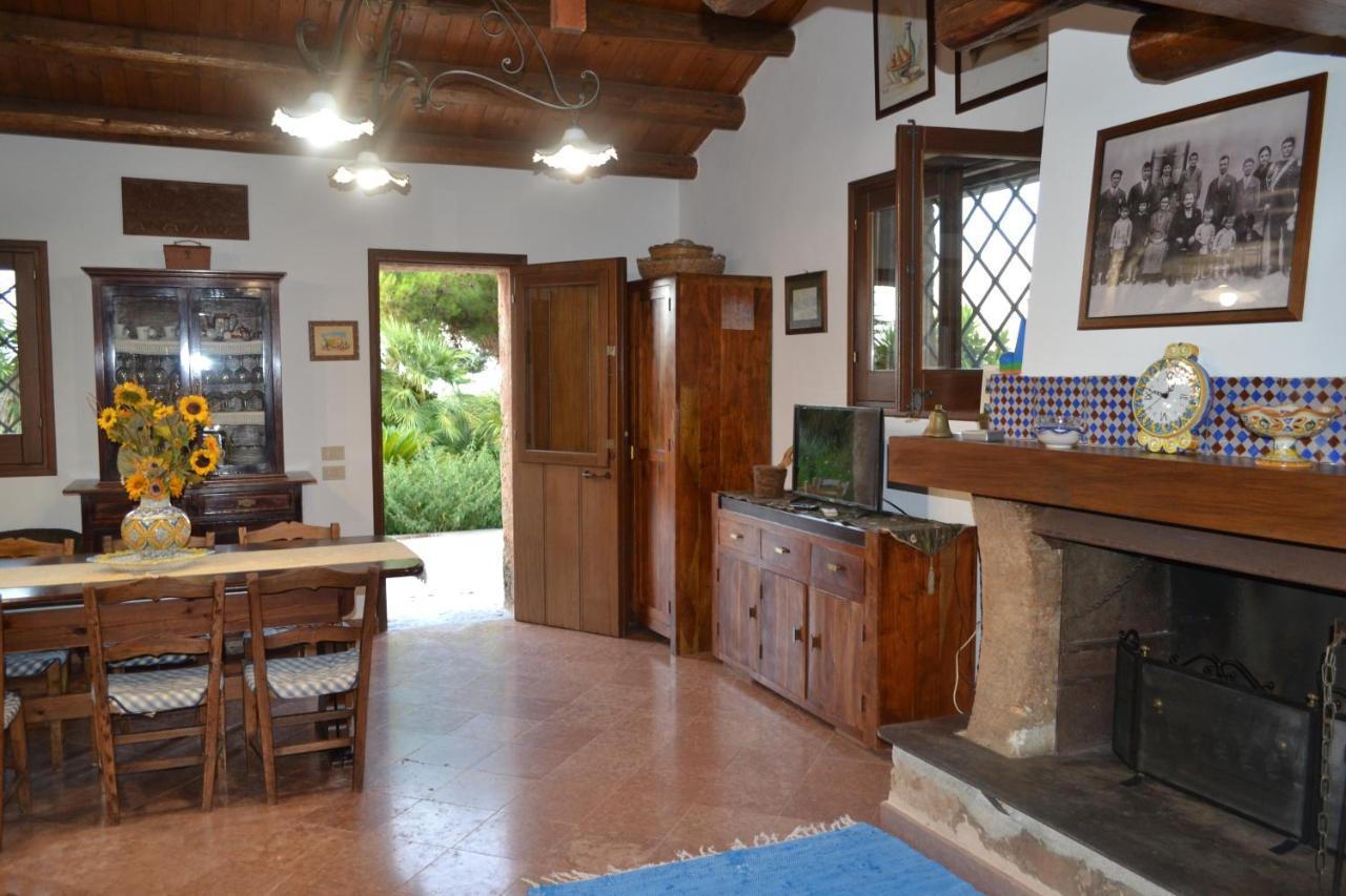 Villa Paradiso Riserva Naturale Monte Cofano كاستيلوزو المظهر الخارجي الصورة